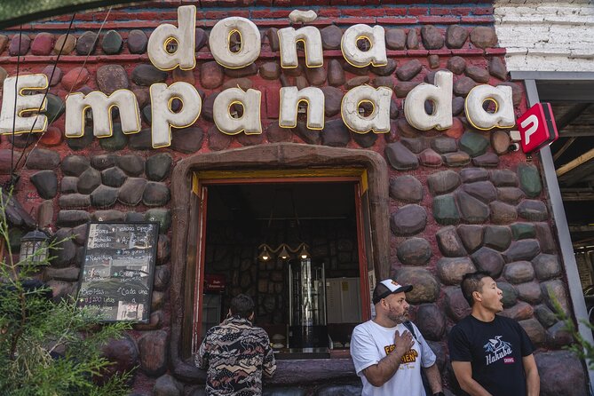 Santiago Food Tour: Bohemian Flavors and Local Gems - Alcohol, Soft Drinks, and What to Expect in the Drink Lineup
