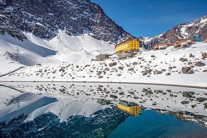 Santiago: Full day Portillo and Inca Lagoon panoramic tour - Getting started in Santiago: pickup zones and how the day runs
