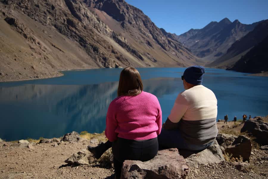 Santiago: Full day tour in Portillo and Laguna del Inca - Chacabuco Victory Monument: Quick Stop, Real Context
