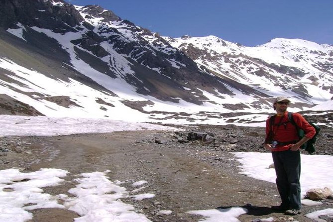 Santiago: Full day Trekking to El Morado glacier, include hot springs entrance. - Who this tour suits best, and who might struggle