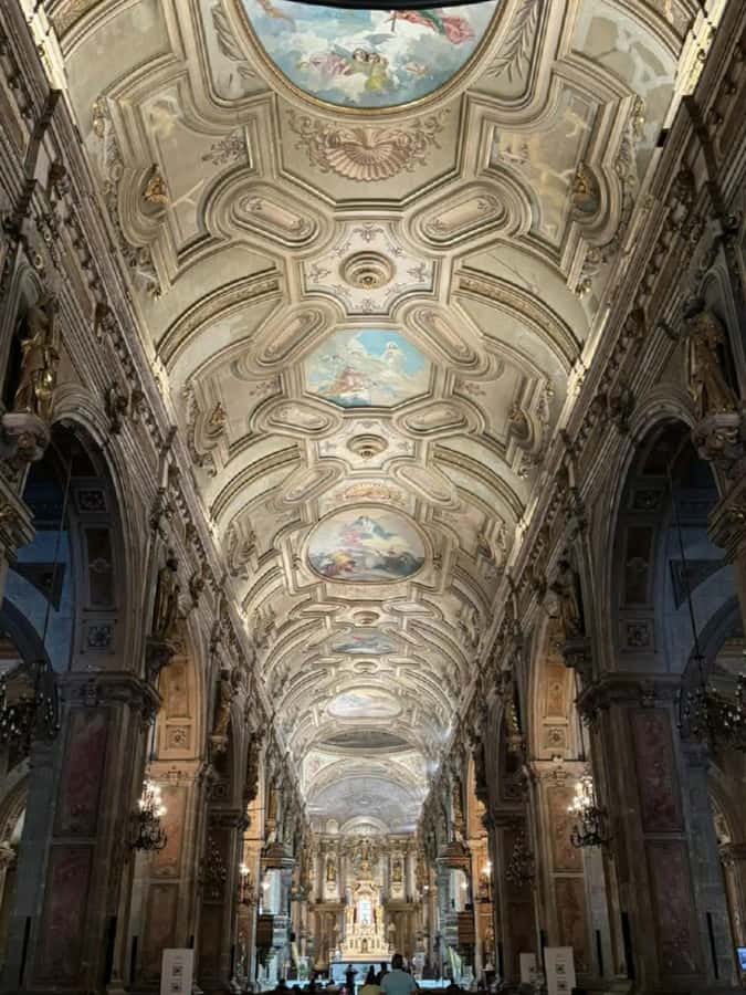 Santiago: Guided City Tour through the historic center of Santiago - Plaza de Armas: where the city story becomes obvious