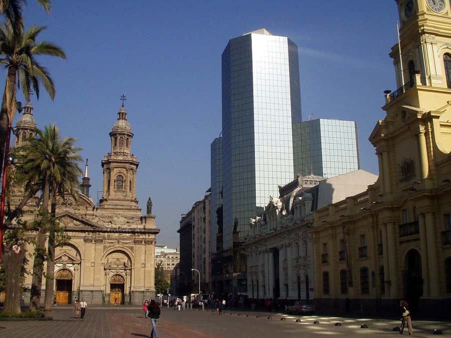 Santiago: Guided Full-Day Walking Tour with a Chilean Lunch - Riding the Metro and Bus Like You Mean It