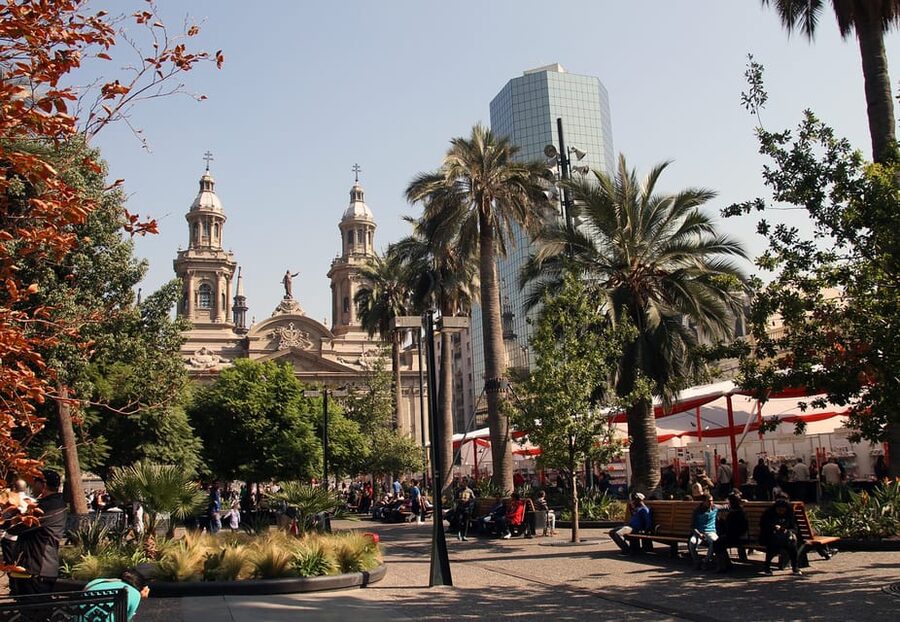 Santiago: Guided Full-Day Walking Tour with a Chilean Lunch - Timing, Language, and What to Bring