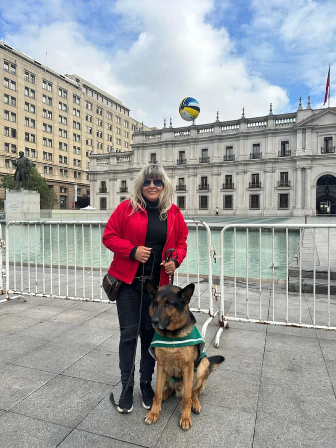 Santiago: Guided Walking Tour through the Historic Center - Why a 4-hour guided walk through Santiago’s historic center makes sense