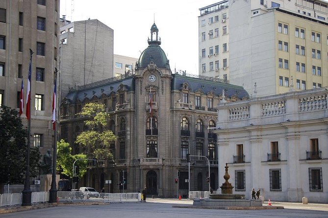 Santiago Half-Day Walking Tour with Hotel Pick up & Food Sample - Bellavista Area: Bohemian Santiago and Neruda Connections
