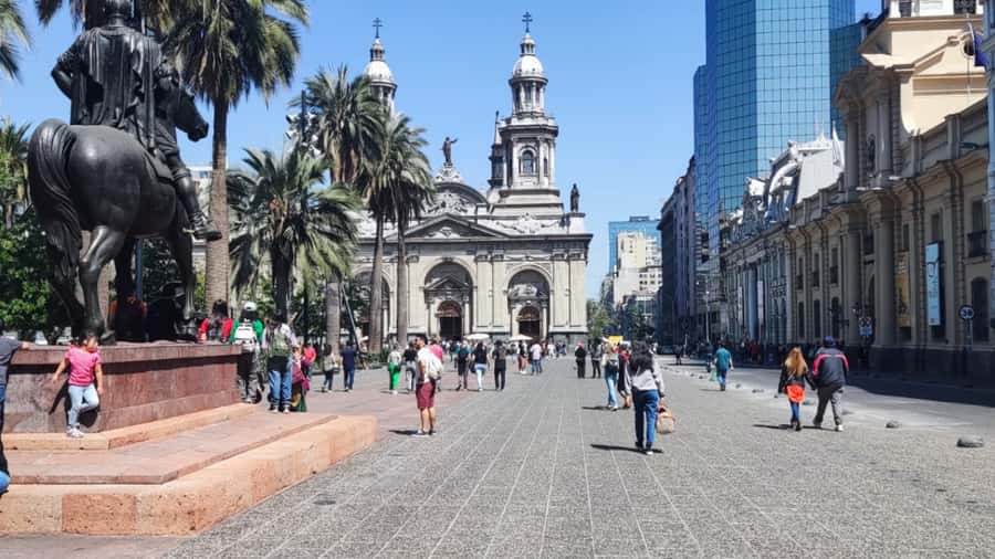 Santiago: Highlights Private City Tour - How the flow works: timing, walking, and a realistic pace