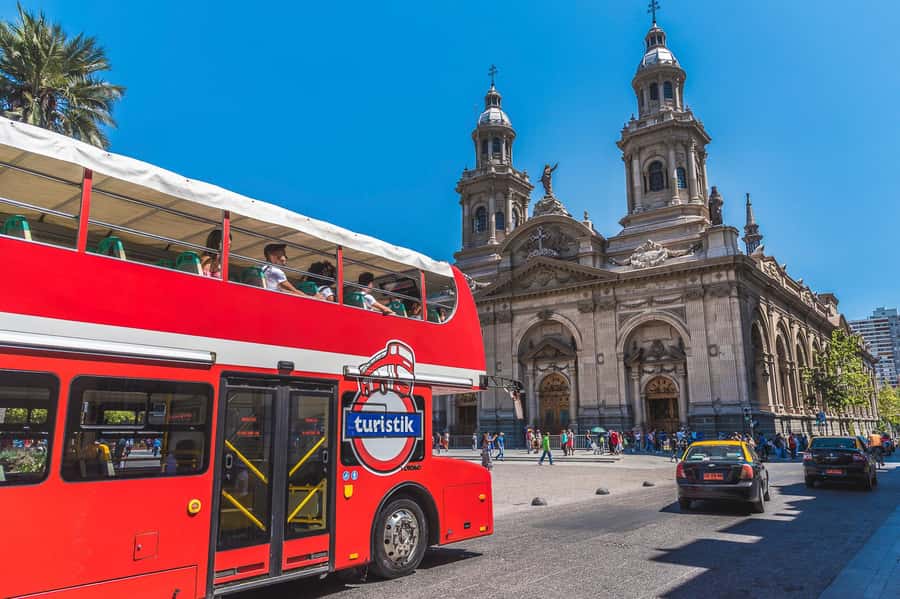 Santiago: Hop-on Hop-off Bus Day Ticket with Audio Guide - The route starts where you can refresh: Parque Arauco and Costanera Center
