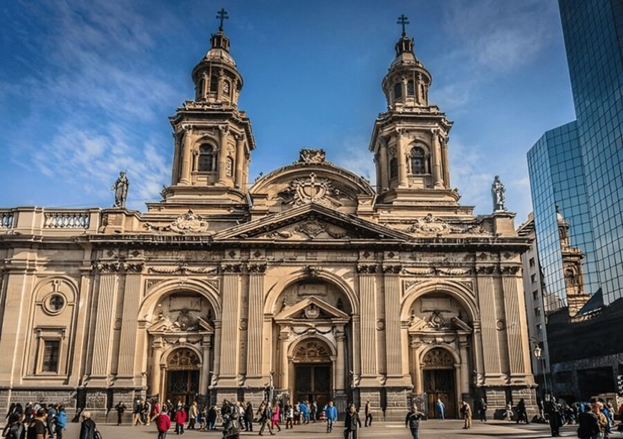 Santiago : Must-See Sites Walking Tour With A Guide - Price and value: what you get for $36 in 2 hours