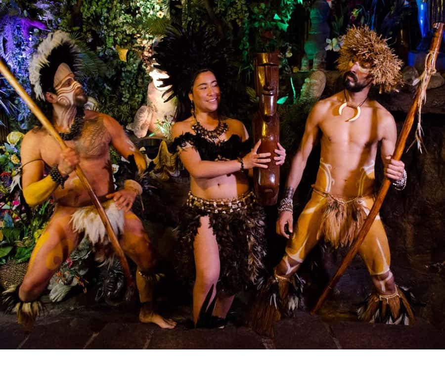 Santiago: Private Dinner & Chilean Folk Show with Transfers - The Polynesian ballet segment and the Rapa Nui connection