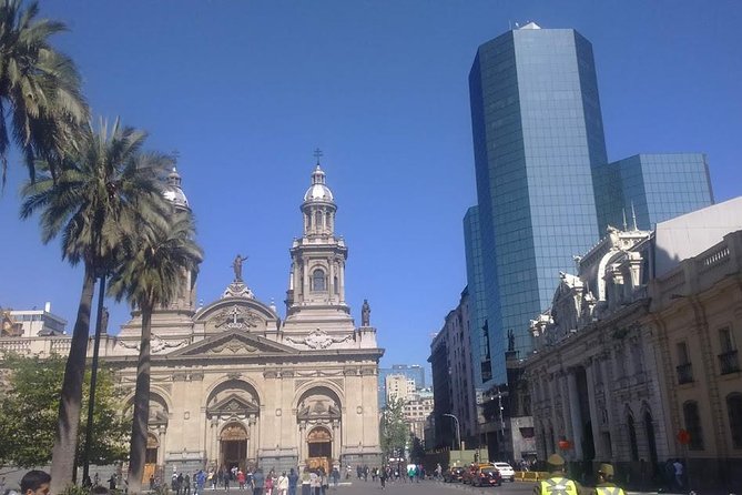 Santiago Private walking tour with Lunch - Key points at a glance