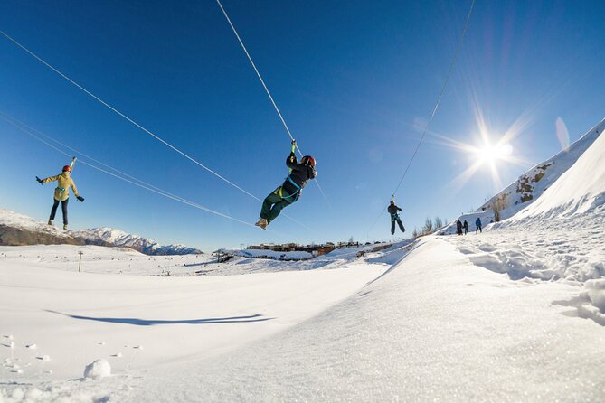 Skiing in Farellones Park: Ski Tickets, Lessons, Transportation and More - Ski tickets and lessons: ages, time expectations, and ticket checks