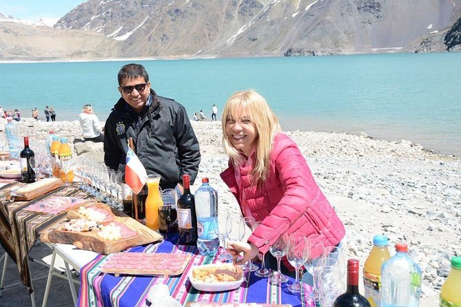 Small-Group Cajón del Maipo Full-Day Tour and Picnic - Embalse El Yeso reservoir: the picnic stop that makes the whole day worth it