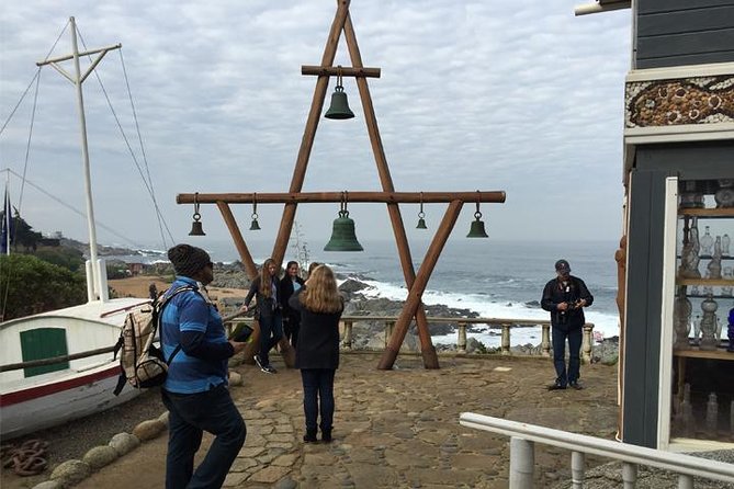 Small Group Full-Day Tour to Isla Negra, San Alfonso del Mar, and Pomaire - Casablanca stop: a courtesy wine taste and a quick reset