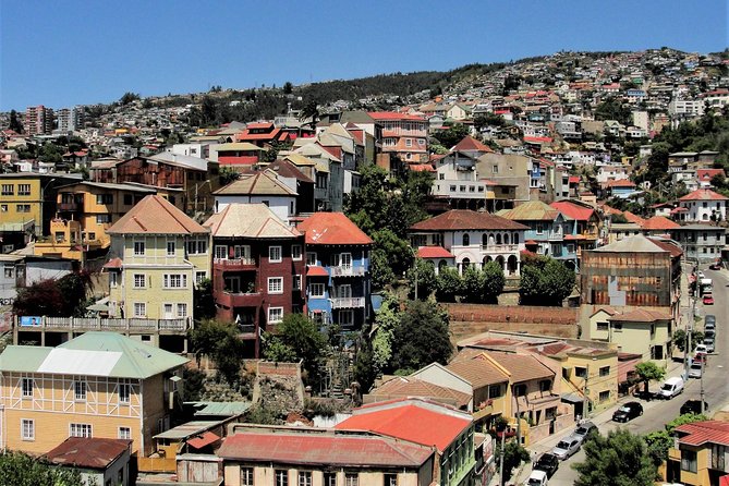 Small-Group Tour to Viña del Mar and Valparaiso from Santiago - Group dynamics: what a max 15 travelers setup means for your day