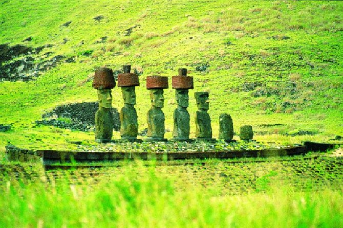T1-THE GRAND TOUR (non-cruise visitors) - Stop 10: Orongo and Tangata Manu, the Bird Man egg quest