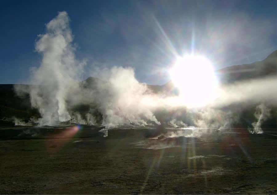Tatio Gayser - Tour : San Pedro de Atacama - Chile - Tatio Geysers at sunrise: why this timing matters