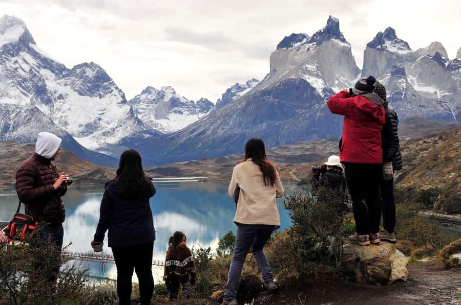 Torres del Paine Day Trip from El Calafate - Into Torres del Paine: the drive-in scenery and what the first park viewpoints teach you