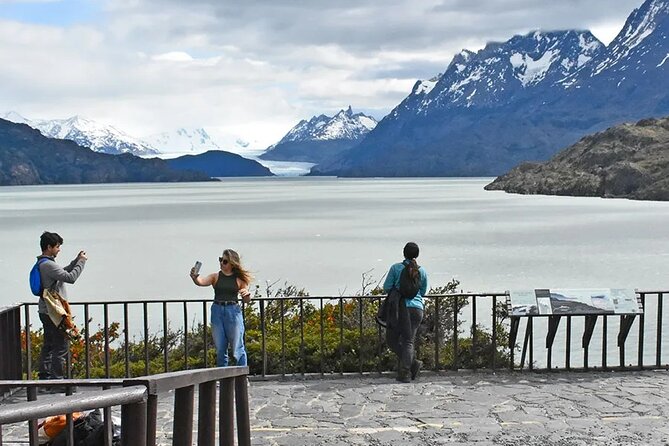 Torres del Paine Full Day Private Couples, families and/or friends. - Key highlights before you book