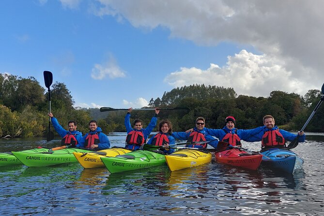 Tour Guiado en Kayak por Rio Maullin / Medío dia en Pto. Varas - From Llanquihue’s lakefront shop to the Andes views