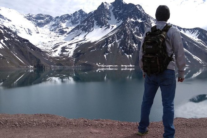 Tour to Cajón del Maipo: Reservoir El Yeso & Salto el Yeso - Lunch and wine at El Yeso Dam: the day’s tastiest payoff