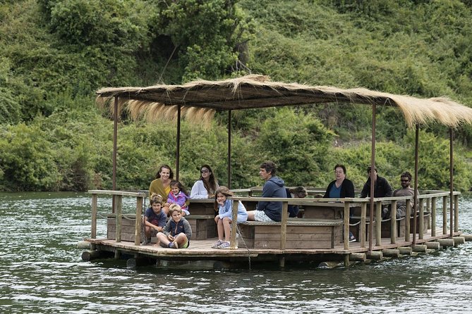 Tour to Parque Tricao + Aviario and Pomaire full day from Santiago - Getting There: 7:00 AM Pickup and Air-Conditioned Comfort