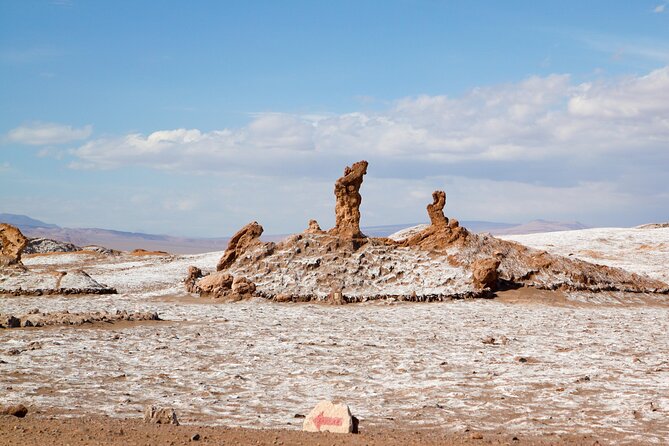 Tour to the Valley of the Moon San Pedro de Atacama - Meeting point, shared ride, and what a max 12-person group means