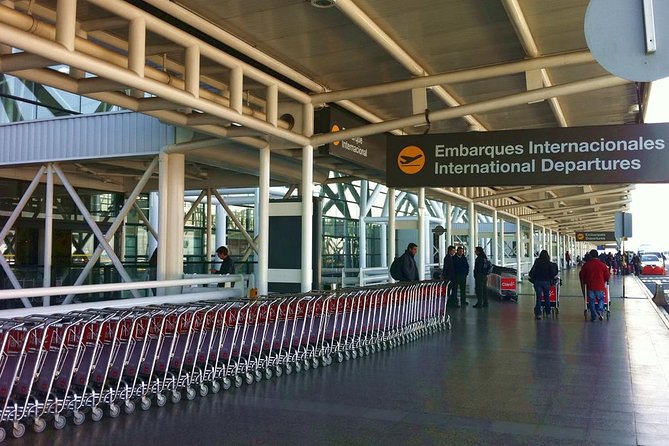 Transfer from Valle Nevado, Farellones, Colorado or La Parva ski to Santiago - Inside the ride: air-conditioned comfort and small groups