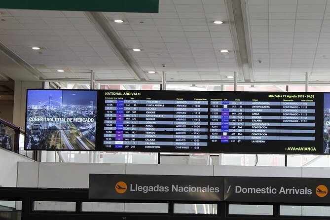 Transportation from the Airport to the City of Santiago - Private Van Setup: Up to 7 People in Air-Conditioned Comfort