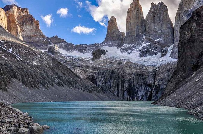 Trekking Base Torres del Paine - Easy Hiking to the Scree and Glacial Moraine