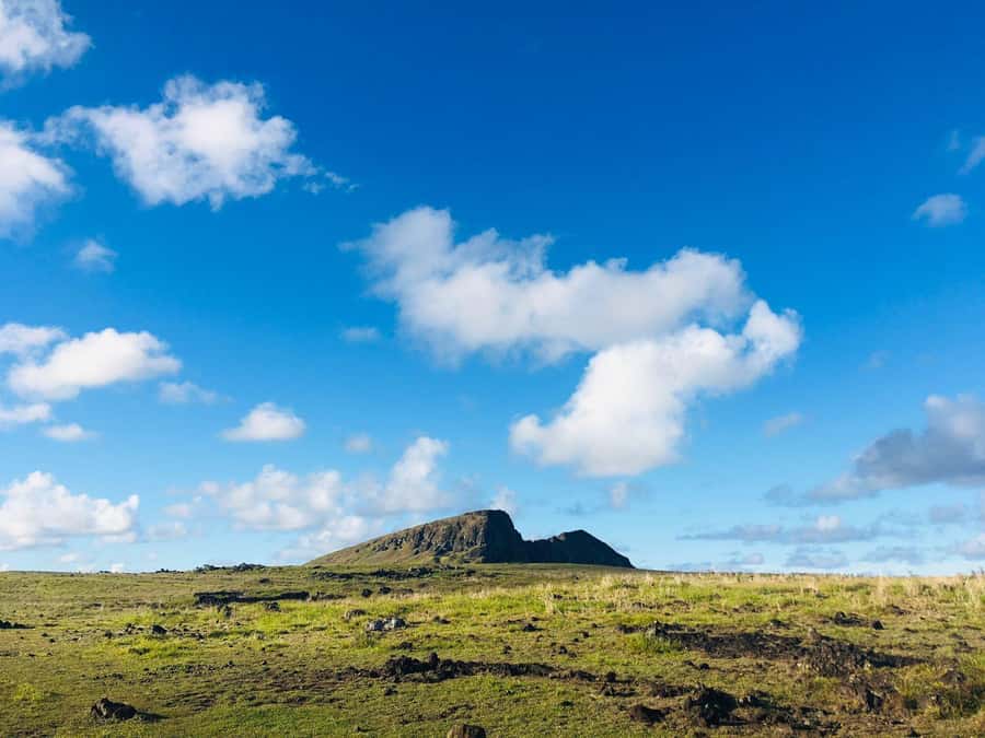 Two days of Full Day Tour of Rapa Nui + Sunrise in Tongariki - Day 1 Full-Day Tour: Moai Sites, Ceremonial Areas, and Volcanic Terrain