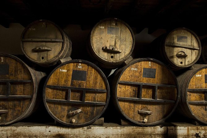 Undurraga Wine Tasting Tour from Santiago - The tasting part: 3 reserva wines, guided flavors, and a souvenir glass