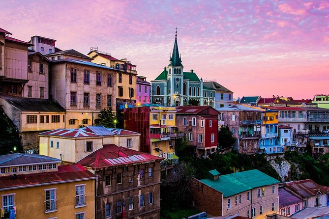 Valparaiso and Viña del Mar visit their Casas de Colores - Cerro Alegre and Cerro Concepción: colorful hills with real walking time