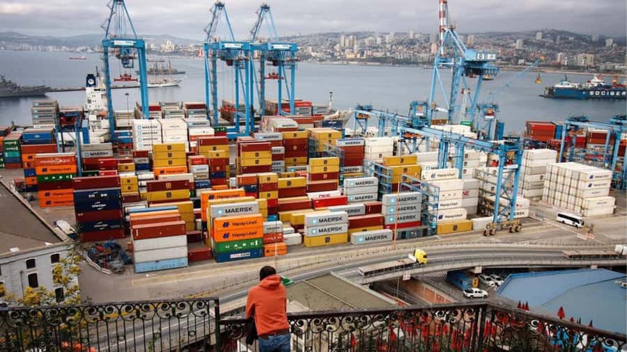 Valparaíso: Private Full Day Sightseeing Tour - Why Valparaíso plus Viña del Mar makes sense in one 9-hour day