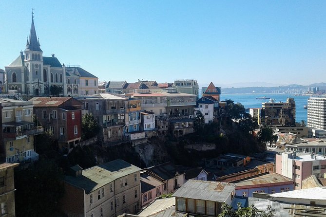 Valparaiso Private Tour with Wine Tasting from Santiago - A Moai on Easter Island, plus one more piece of the puzzle