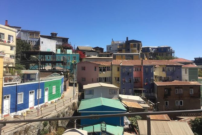 Valparaíso - Viña del Mar - Paseo Gervasoni, Lukas Museum, murals, and the watch of the hills