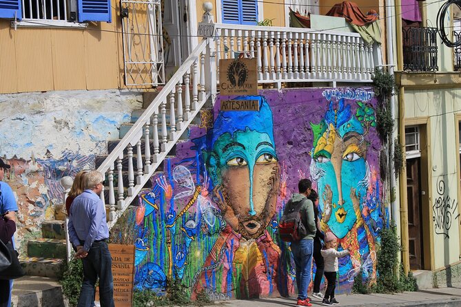 Valparaíso & Viña del Mar Tour - Colors and Charm on the Coast! - Guide quality: bilingual explanations that keep the day understandable
