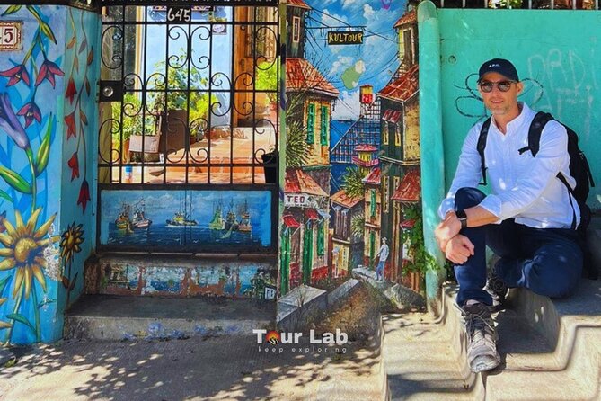 Valparaíso & Wine Tasting - Art, Culture & 5 Premium Wines - Paseo Yugoeslavo and the El Peral Funicular Descent