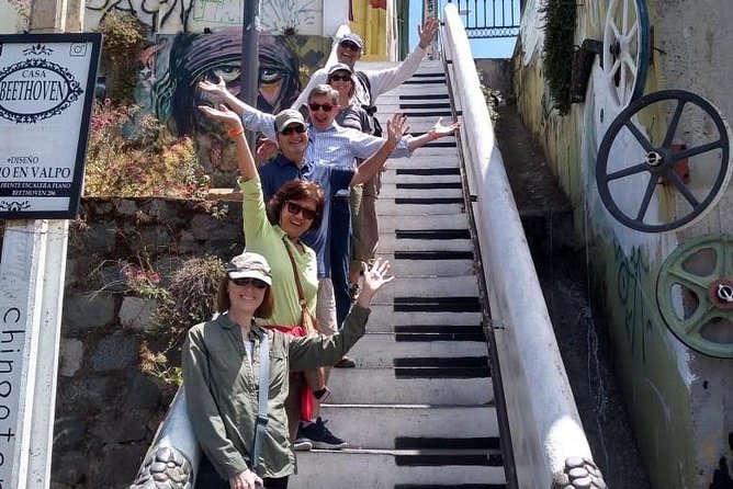 Valpo in 1 day: Authentic + Famous! Semi-private walking tour & public transport - Valparaíso in one day, done the smart way with local transport