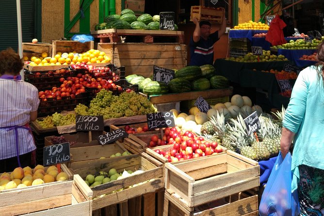 Valpo in 1 day: Authentic + Famous! Semi-private walking tour & public transport - Mercado El Cardonal: vegetable chaos, cooks at work, and local soundscapes