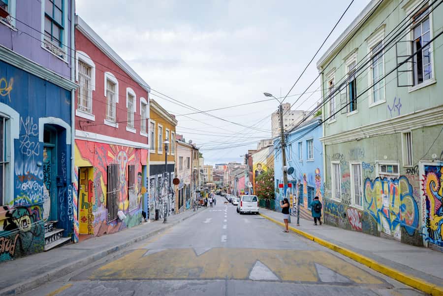 VIÑA DEL MAR AND VALPARAISO TOUR - Who should book, and who might want a different style