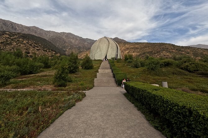 Visit to Baháʼí Temple with Panoramic Views of Santiago - Price and what you actually get for about $83