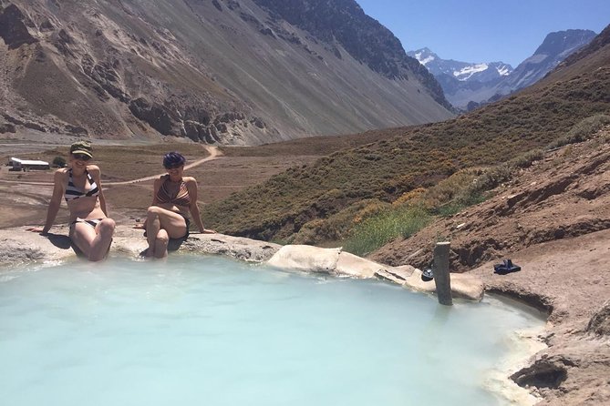Volcano & Hotsprings 4K from Santiago Private Tour - Morning pickup in Santiago, then straight toward the Andes