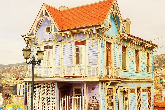 Winery & Valparaiso Private Tour - day trip from Santiago - Viña del Mar Flower Clock Photo Pass