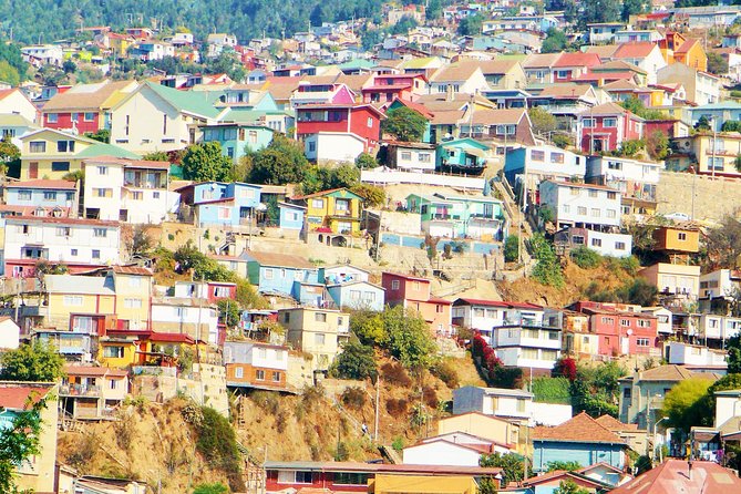 Winery & Valparaiso Private Tour - day trip from Santiago - Cerro Alegre to Cerro Concepción: Street Art, Backstreets, and Funicular Logic
